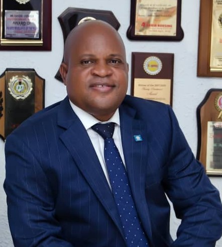 Mr Oyewole